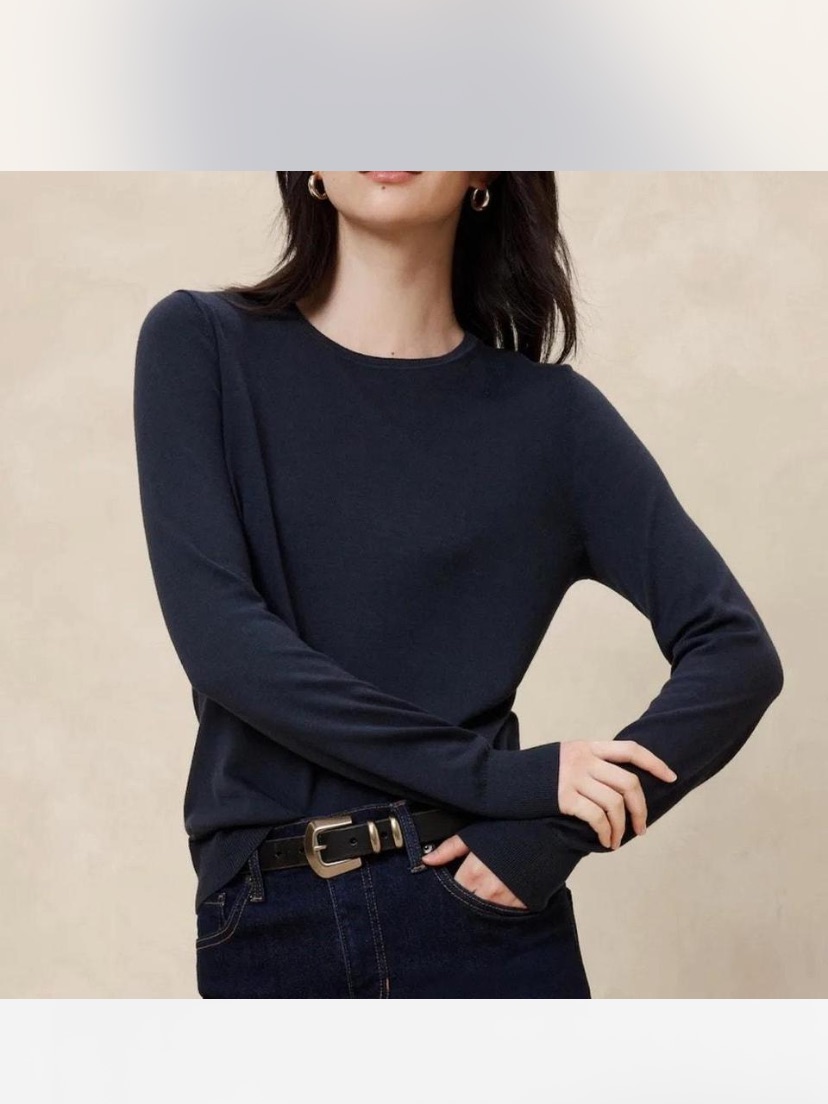 Nwt Banana Republic Classic Navy Blue 100% Extra Fine Marino Wool Sweater